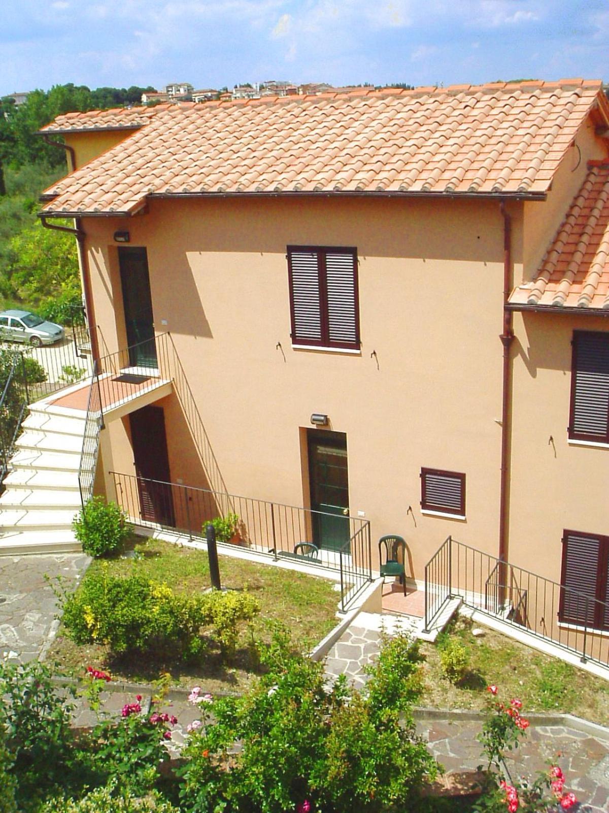 Residence Le Meridiane Сиена Экстерьер фото